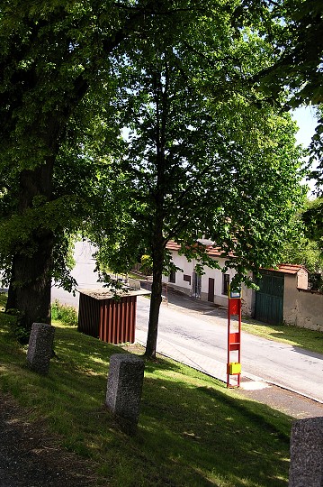 img00017.jpg