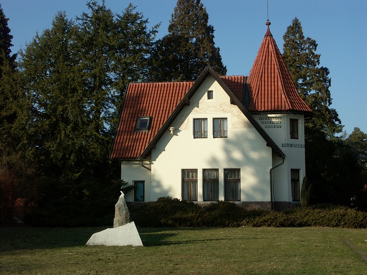img00040.jpg